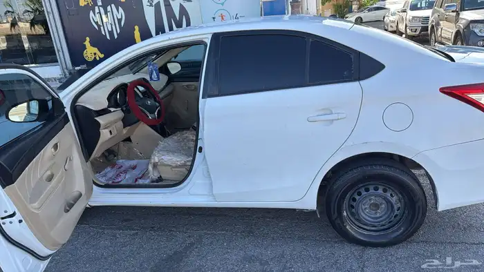 يارس تويوتا للبيع الممشى 257 الف شرط محركات 2