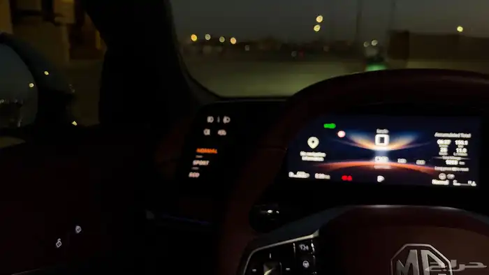 للبيع MG7 موديل 2025   أعلى فئة 11