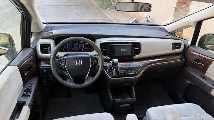 للبيع فان هوندا اوديسي 4 سلندر 3