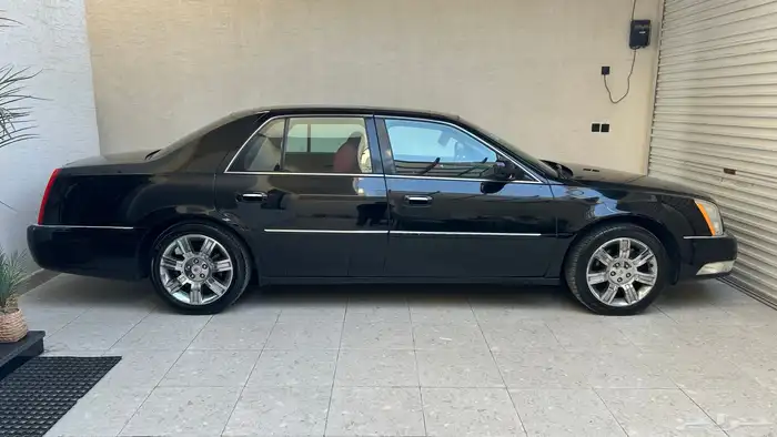 كاديلاك dts 2011 0