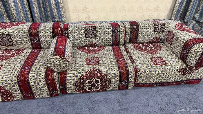 كنب للبيع مستخدم سبب البيع نقل إلى منطقه اخرى(12قطعه) 5