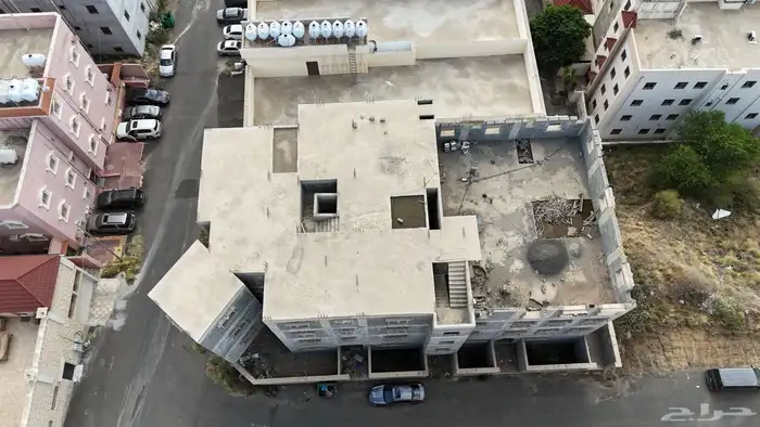 عمارة عظم للبيع في حي المروج ابها - فيلا وأربع شقق 3 واجهات 6