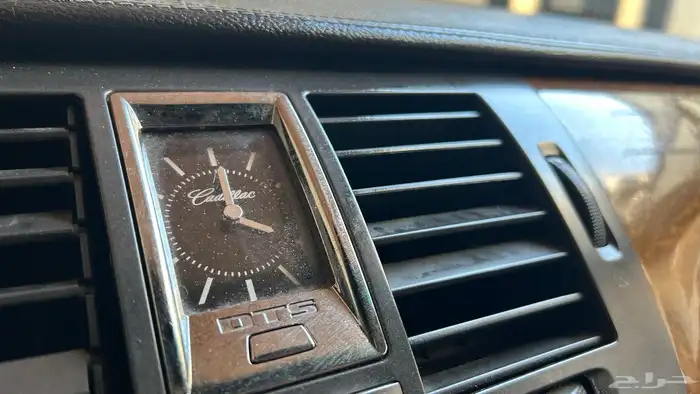 كاديلاك dts 2011 15