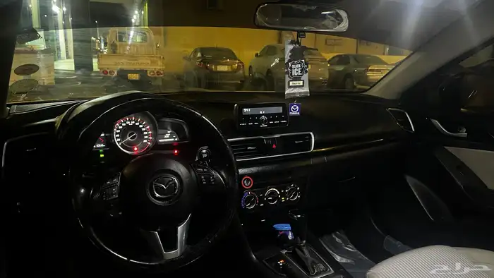 مازدا 3 نص فل 8