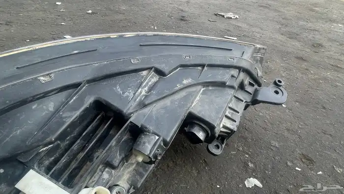 للبيع شمعه سوناتا هونداي الجهه يسار 0