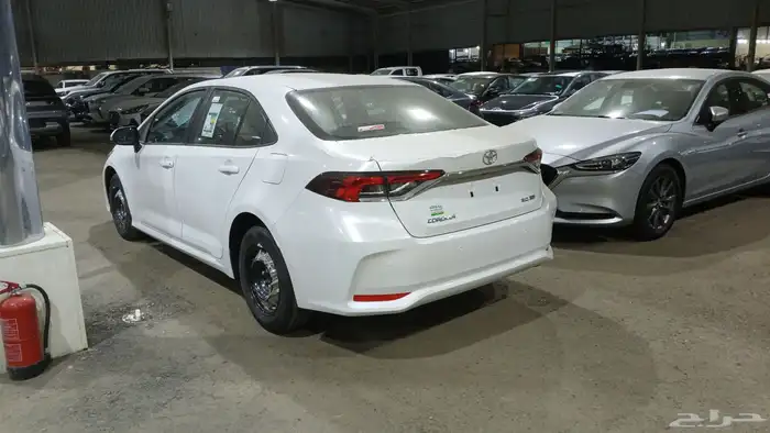 تويوتا كورولا 2.0 استاندر جديده 1