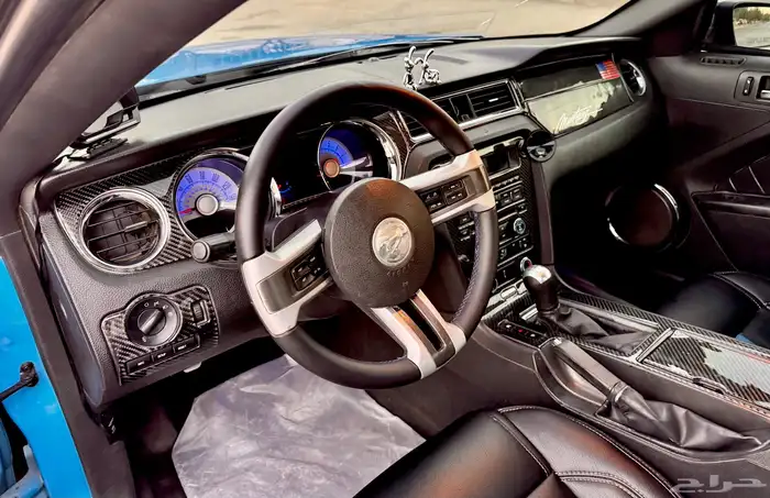 فورد موستنج GT قير عادي قمة النظافة 2010 33