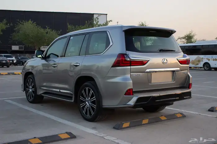 لكزس 2018 مخزن 2