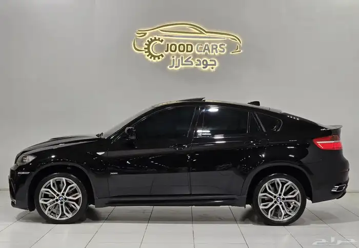 بي ام دبليو X6 موديل 2011 بحالة ممتازة 3