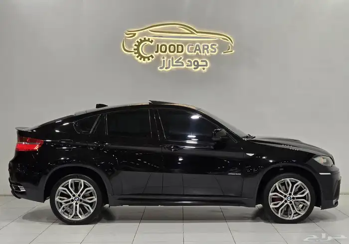 بي ام دبليو X6 موديل 2011 بحالة ممتازة 1