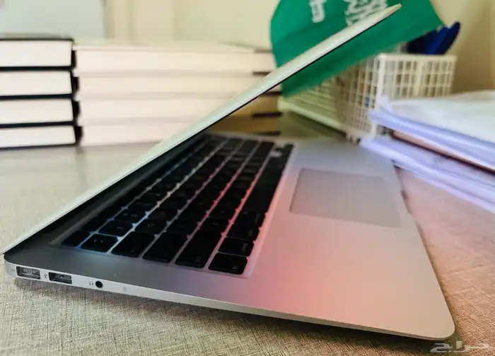 لابتوب ماك بوك اير للبيع 2