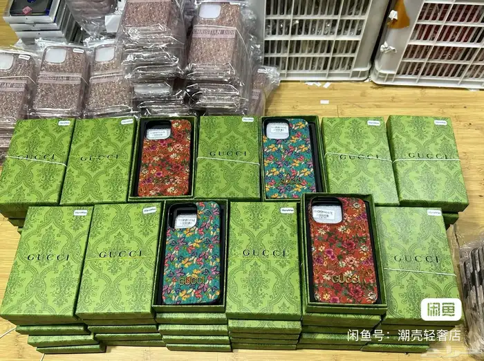 كفرات جوال آيفون 17 16 15 6