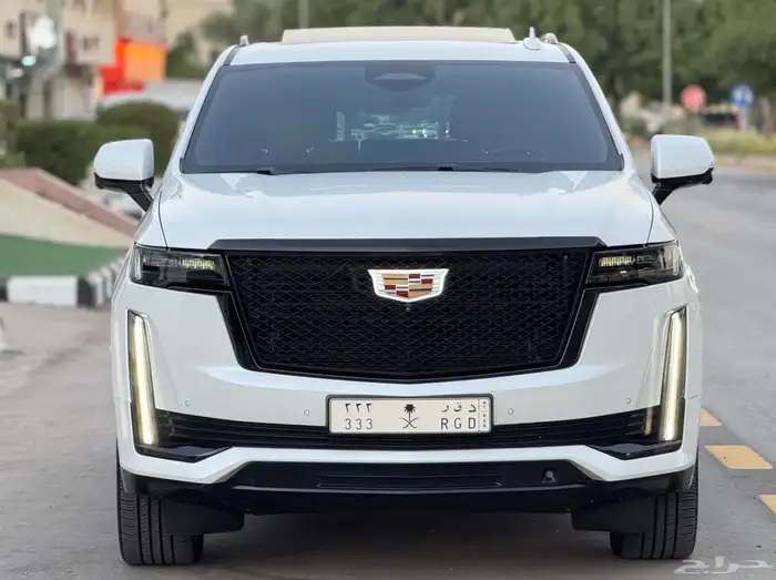 اسكاليد 2021 قصير بلاك اديشن 1