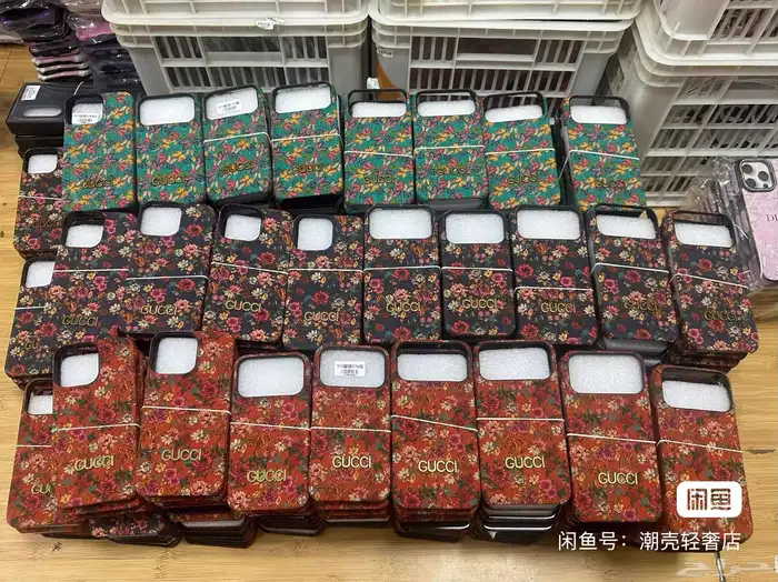 كفرات جوال آيفون 17 16 15 5