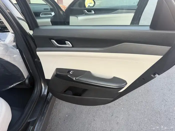 كيا_K5_2022_مخزن 51