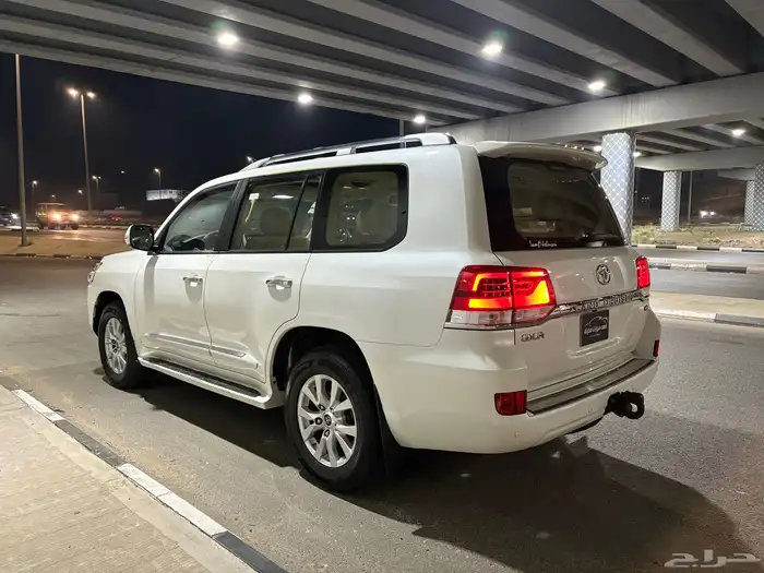 جيب لاندكروزر 2018 ديزل 9