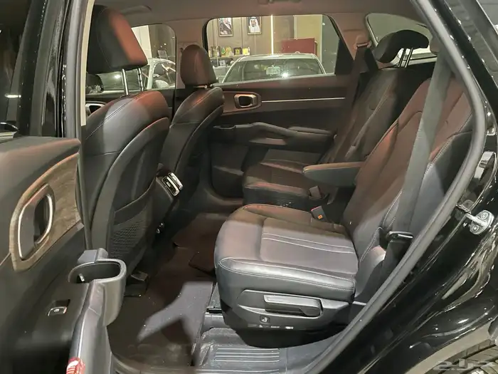 كيا سورنتو 2021 7 ركاب ( ديزل ) 2.2D بدي وكاله 10