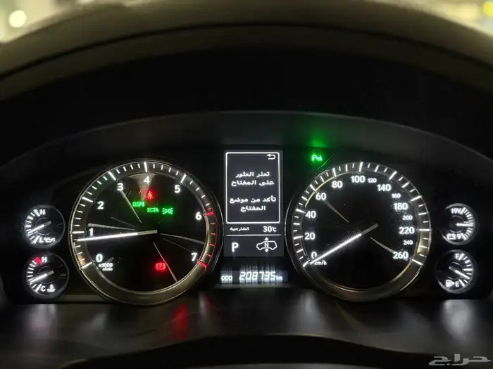 للبيع لكزس LX570 موديل 2018 فل كامل اف اسبورت 21