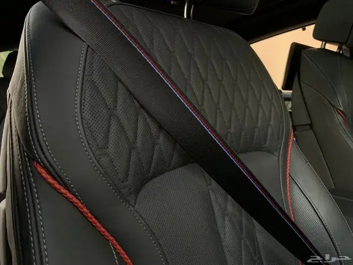 BMW X6 50i V8 2022 Edition Vermillion 30