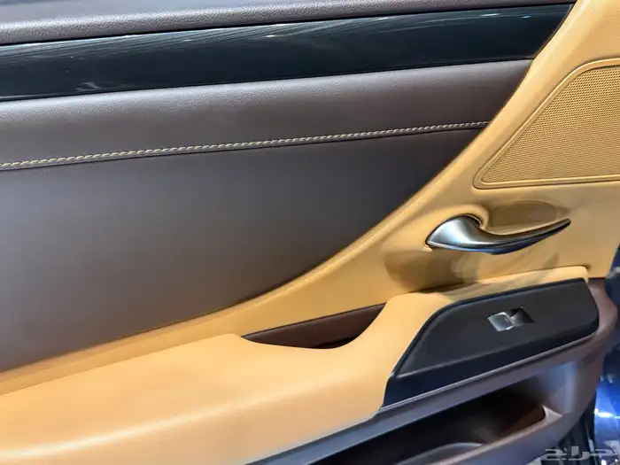 لكزس ES300 h 2021 (( بحالة ممتازة )) 15