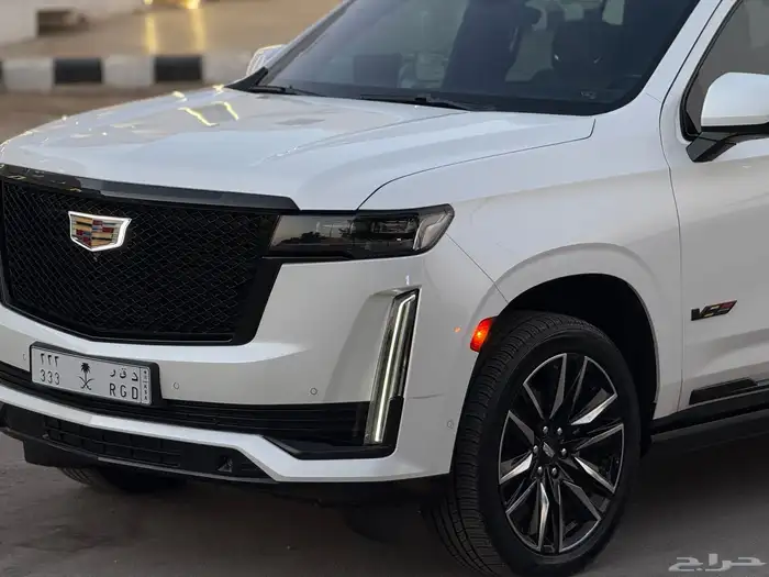 اسكاليد 2021 قصير بلاك اديشن 0