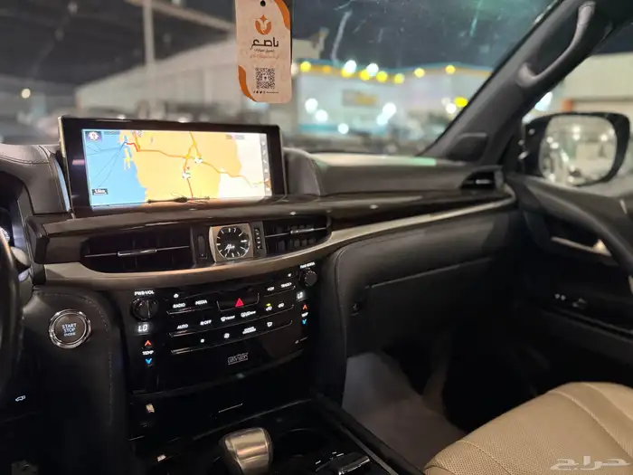 للبيع لكزس LX570 موديل 2018 فل كامل اف اسبورت 22