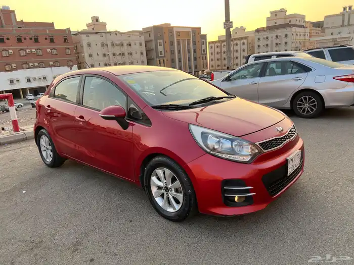 كيا ريو هاتشباك 2015 نص فل 5