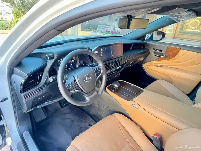للبيع لكزس LS350 سعودي مالك اول 2024   AA 29