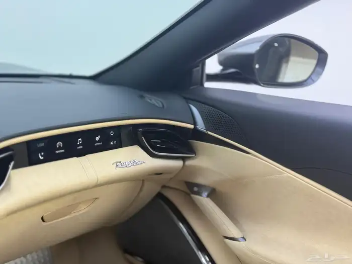 فيراري روما سبايدر 2025 6