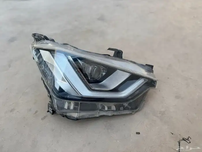 شمعه ايسوزو ديماكس 2022-2024 اصلي وكاله 1