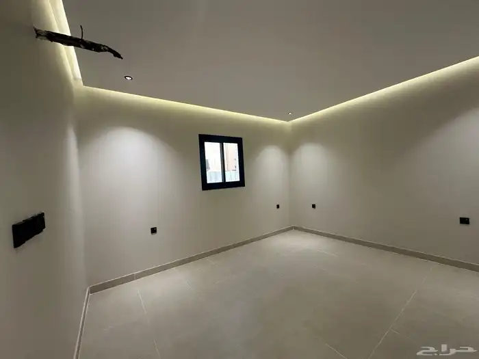 للإيجار فيلا روف علوي تبوك حي الورود ب3500 23