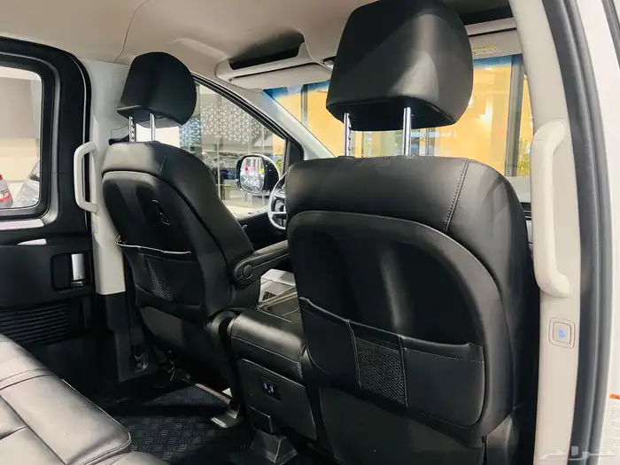 هيونداي ستاريا اعلي فئة 2022 (بحالة الوكاله) 8