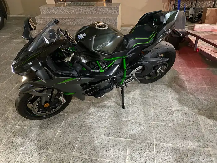 Kawasaki H2 Carbon 2019 4000 km 1