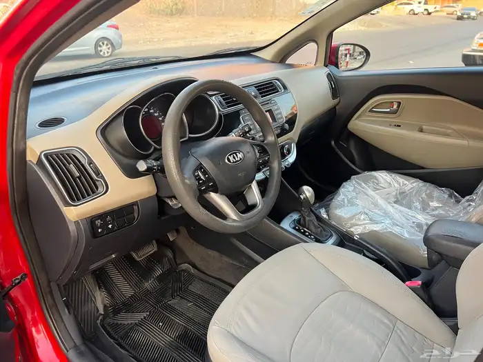 كيا ريو هاتشباك 2015 نص فل 16