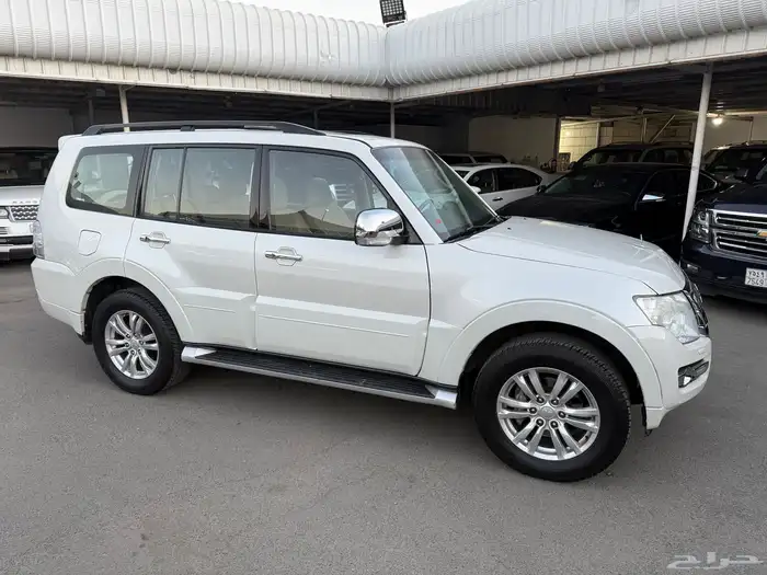 باجيرو 2016 فل كامل محرك 3.8 10