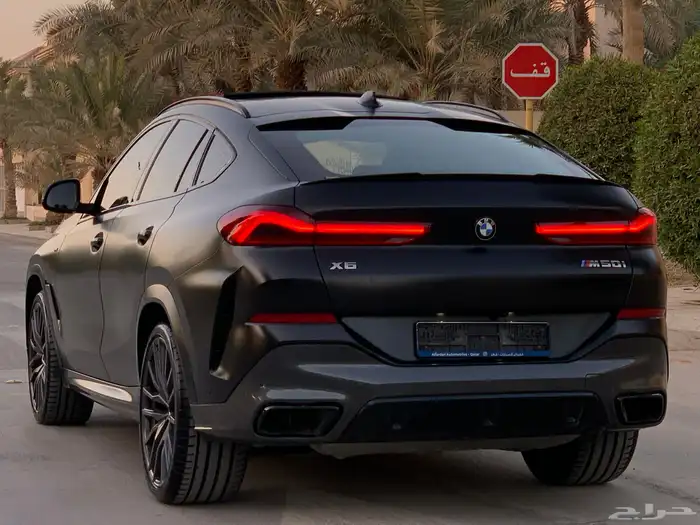 BMW X6 50i V8 2022 Edition Vermillion 12