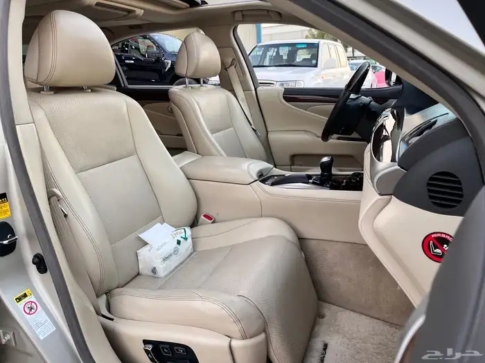 لكزس LS460موديل 2013 15