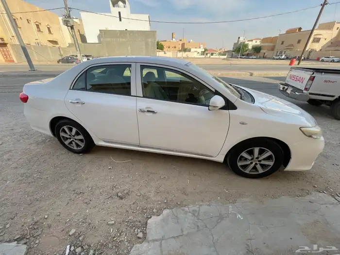 كورولا 2013 نظيف 2