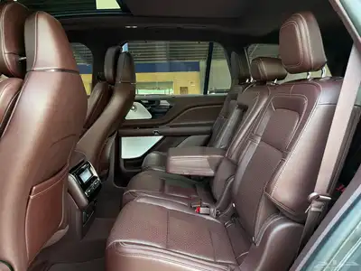 لنكولن افياتور برزدينشال 2022 على الضمان عداد 27 الف index