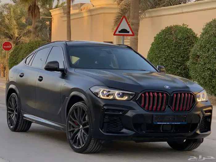 BMW X6 50i V8 2022 Edition Vermillion 26