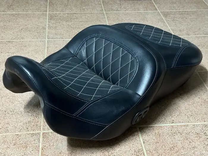 سيت هارلي تورنق 4