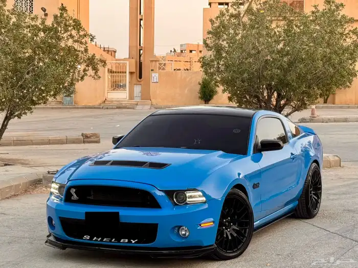 فورد موستنج GT قير عادي قمة النظافة 2010 0