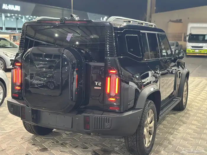 جيتور 2025 T2 لاكجري أسود 4