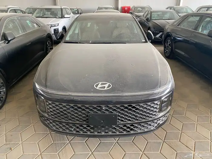 هونداي ازيرا كاليجرافي سعودي 2025 1