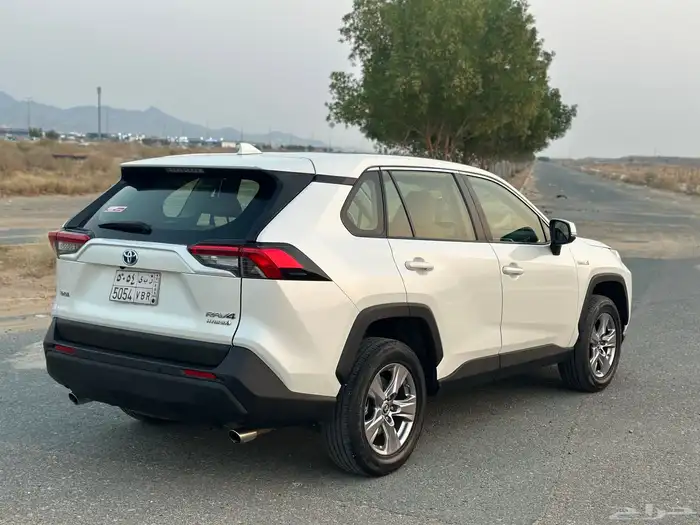 تويوتا رافور 2022 دبل عالشرط 4