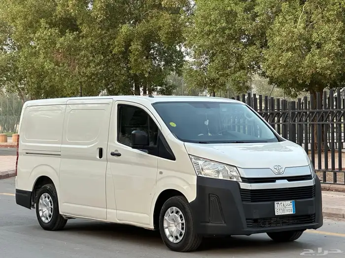 تويوتا باص بضاعه موديل 2019 سعودي قير عادي ديزل 0