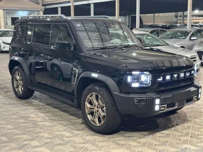 جيتور 2025 T2 لاكجري أسود 5