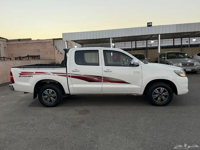 للبيع تويوتا هايلوكس 2012 فل كامل اتوماتيك 9