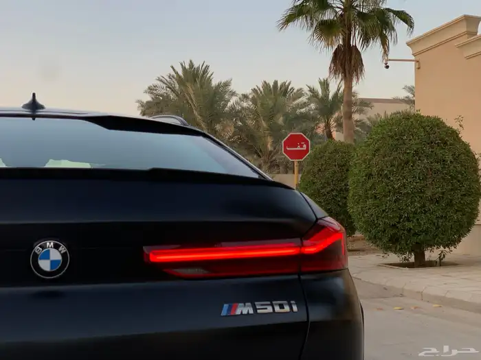 BMW X6 50i V8 2022 Edition Vermillion 13