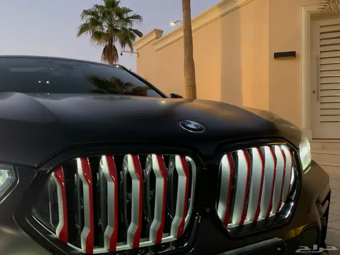 BMW X6 50i V8 2022 Edition Vermillion 48